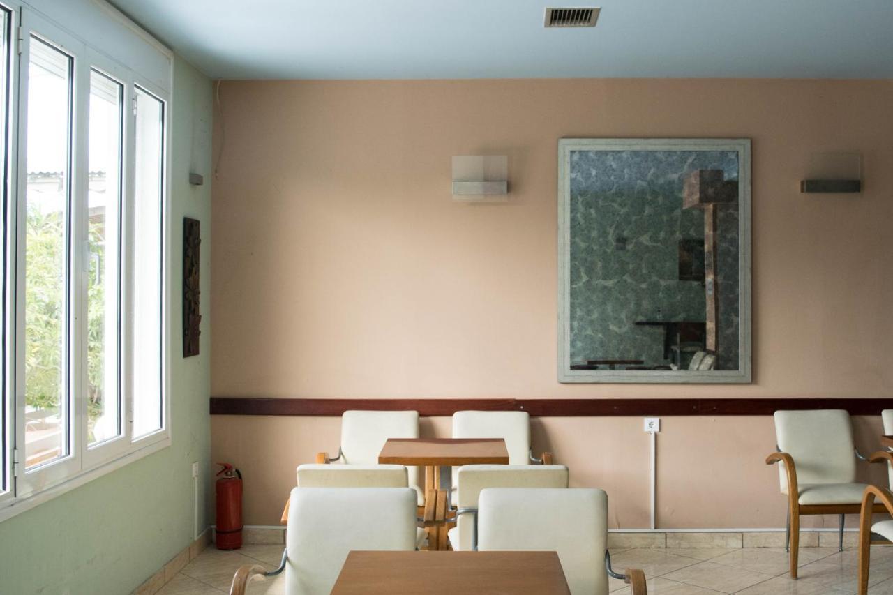 Mirtia Hotel เปฟกี ภายนอก รูปภาพ